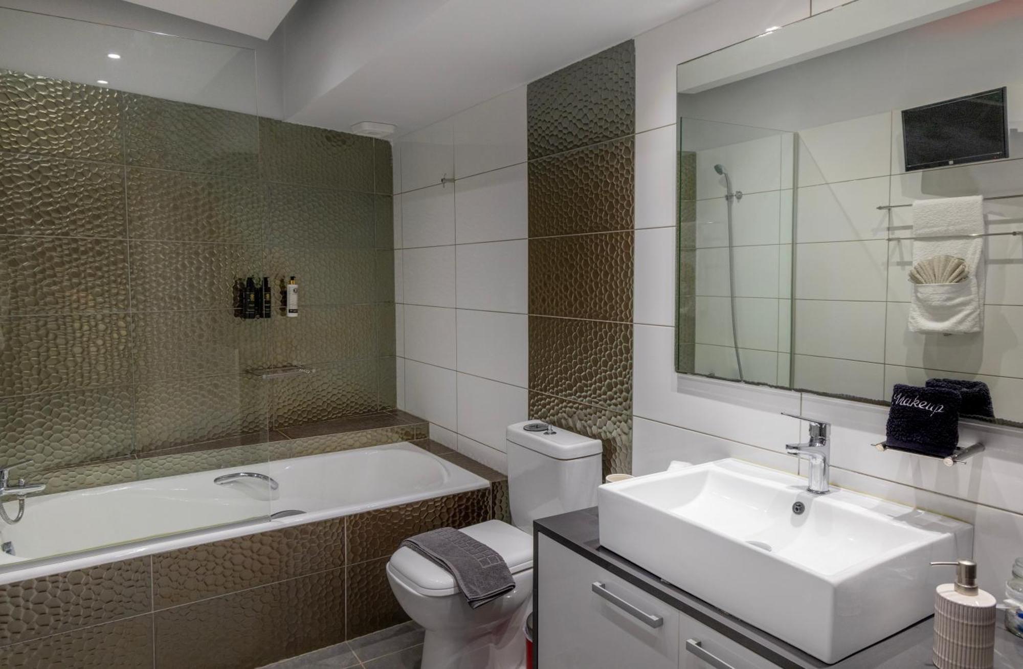 Limani Lux Apartments Kárpathosz Szoba fotó